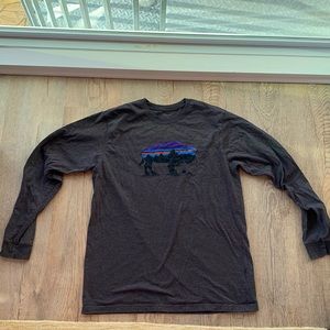 Patagonia mens M long sleeved T- shirt